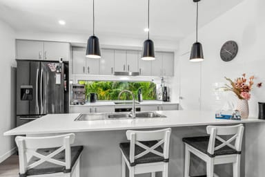 Property 105 Laurel Street, RUSSELL ISLAND QLD 4184 IMAGE 0