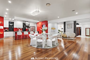 Property 176 The Parkway, STRETTON QLD 4116 IMAGE 0