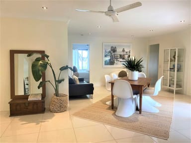 Property 33 Gretel Drive, MERMAID WATERS QLD 4218 IMAGE 0