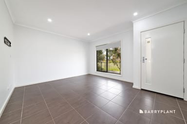 Property 15 Tarlo Court, Craigieburn VIC 3064 IMAGE 0