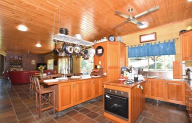 Property 73 MERRYBURN DRIVE, MERRYBURN QLD 4854 IMAGE 0