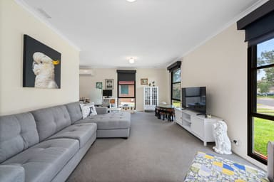 Property 9 Shepherd Court, Sale VIC 3850 IMAGE 0