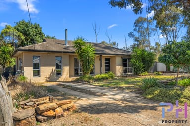 Property 17 Atlas Road, JUNORTOUN VIC 3551 IMAGE 0