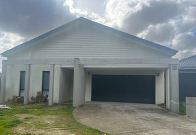 Property 8 Regent Close, Burnside Heights VIC 3023 IMAGE 0
