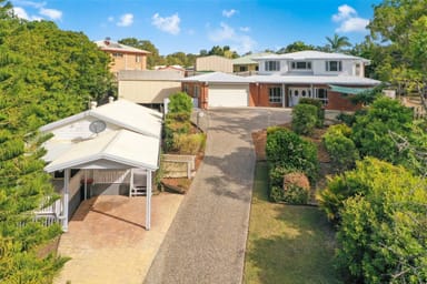 Property 17 Fairway Avenue, CLINTON QLD 4680 IMAGE 0