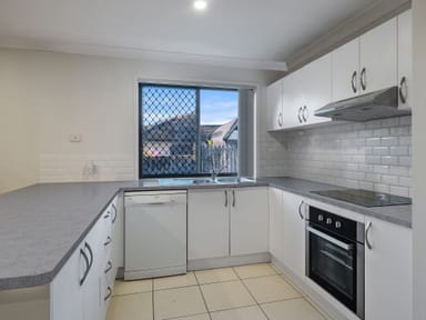 Property 27 Treeline Place, DURACK QLD 4077 IMAGE 0