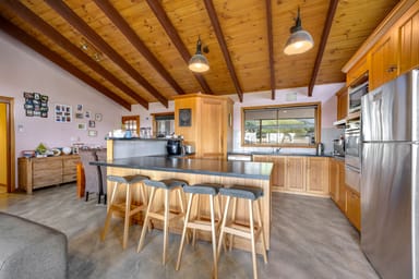 Property 402 Weatherboard Road, Learmonth VIC 3352 IMAGE 0