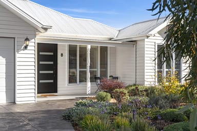 Property 8 Sproule Place, Woodend VIC 3442 IMAGE 0
