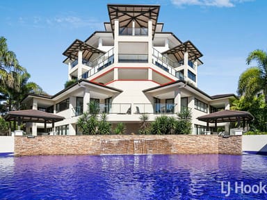 Property 305, 468 Esplanade, Torquay QLD 4655 IMAGE 0