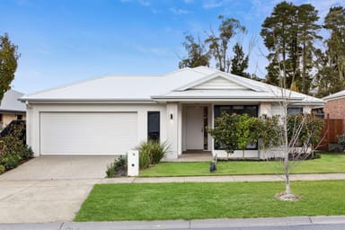 Property 16 Beaumont Place, Woodend VIC 3442 IMAGE 0