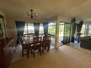 Property 8 ELINA COURT, ALEXANDRA HILLS QLD 4161 IMAGE 0