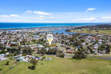 Property 10 Petersen Street, Lakes Entrance VIC 3909 IMAGE 0