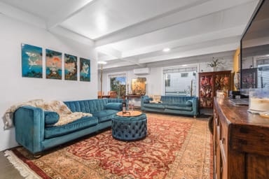 Property 8 Linnet Court, Mornington VIC 3931 IMAGE 0
