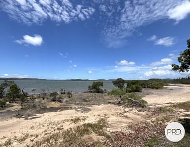 Property 22 Bowton Street, TURKEY BEACH QLD 4678 IMAGE 0