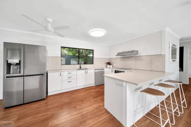 Property 14 Stirling Street, WHITFIELD QLD 4870 IMAGE 0