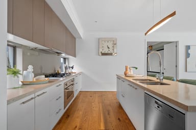 Property 7 Cranwell Avenue, Strathmore VIC 3041 IMAGE 0