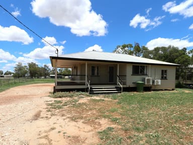 Property 4 Russell Street, Wallumbilla QLD 4428 IMAGE 0