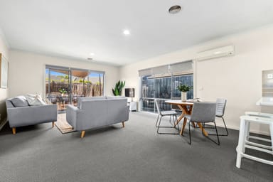 Property 2/106 Broderick Road, Carrum Downs VIC 3201 IMAGE 0