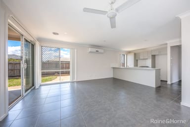 Property 124 James Melrose Drive, BROOKFIELD VIC 3338 IMAGE 0