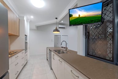 Property 7 Fig Tree Pocket, IDALIA QLD 4811 IMAGE 0