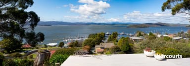 Property 114 Oxford Street, BEAUTY POINT TAS 7270 IMAGE 0