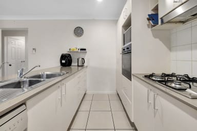 Property 25 Benjamin Court, Yamanto QLD 4305 IMAGE 0