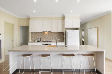 Property 24 Kensington Drive, Warragul VIC 3820 IMAGE 0