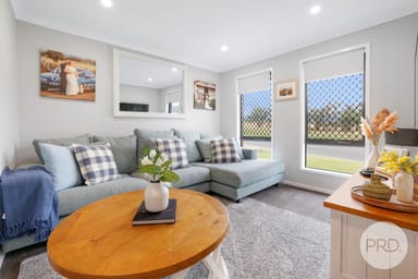 Property 37 Reginald Drive, KOOTINGAL NSW 2352 IMAGE 0