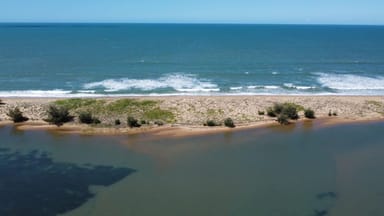 Property 696 Fingerfield Road, Deepwater QLD 4674 IMAGE 0