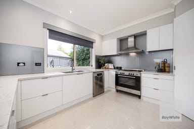 Property 2 The Causeway, TAYLORS HILL VIC 3037 IMAGE 0