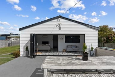 Property 235 Flinders Street, BEAUTY POINT TAS 7270 IMAGE 0