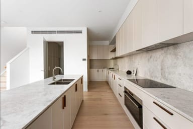 Property 23 Summit Avenue, Hampton East VIC 3188 IMAGE 0