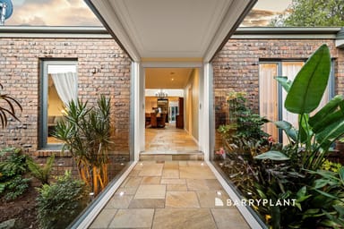 Property 2 Oakridge Close, Lysterfield South VIC 3156 IMAGE 0