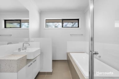 Property 12 Rindlebrook Place, Wonga Park VIC 3115 IMAGE 0