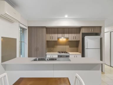 Property 48 Belyando Street, HOLMVIEW QLD 4207 IMAGE 0