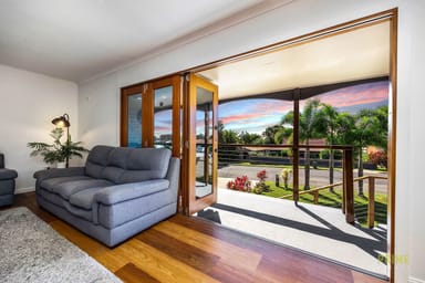 Property 23 Holiday Parade, Scarness QLD 4655 IMAGE 0