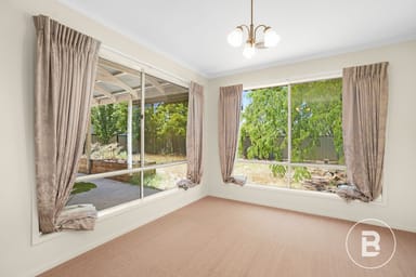 Property 2 Hanwood Close, Delacombe VIC 3356 IMAGE 0