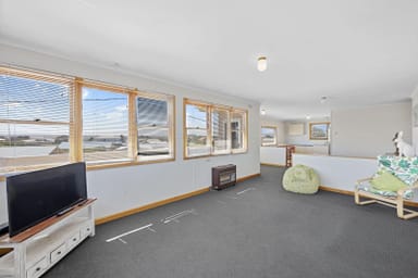 Property 22 Hamilton Street, Peterborough VIC 3270 IMAGE 0