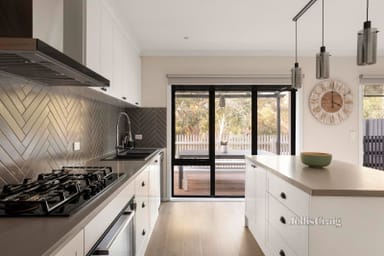Property 19 Greenwich Crescent, Bundoora VIC 3083 IMAGE 0