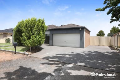 Property 10 Carlyon Close, Melton West VIC 3337 IMAGE 0