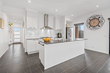 Property 4 William Court, LANCEFIELD VIC 3435 IMAGE 0