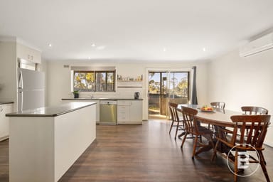 Property 8 Carinya Court, North Bendigo VIC 3550 IMAGE 0
