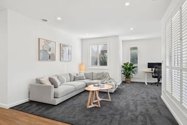 Property 8 Sproule Place, Woodend VIC 3442 IMAGE 0