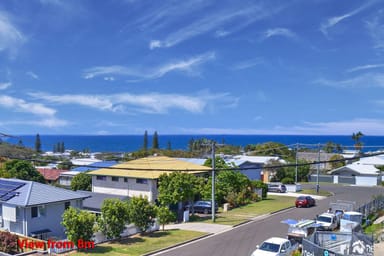 Property 2 Barr Avenue, SHELLY BEACH QLD 4551 IMAGE 0