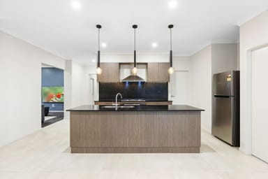 Property 19 BENNELONG CRESCENT, LLOYD NSW 2650 IMAGE 0