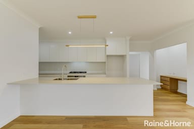Property 81 Verdelho Drive, Tamworth NSW 2340 IMAGE 0
