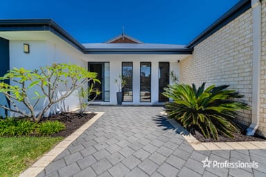 Property 15 Karon Vista, HALLS HEAD WA 6210 IMAGE 0