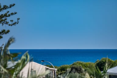 Property 8 Abalone Place, Burns Beach WA 6028 IMAGE 0