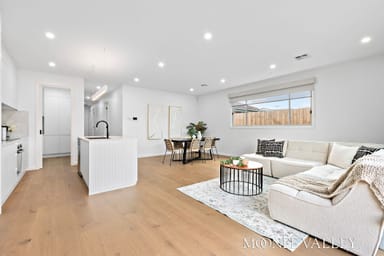 Property 35 Rogerson Street, Avondale Heights VIC 3034 IMAGE 0
