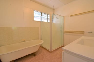 Property 60 Acacia Street, Barcaldine QLD 4725 IMAGE 0